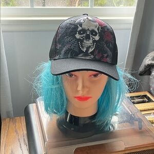 Black Skull Graphic Cap